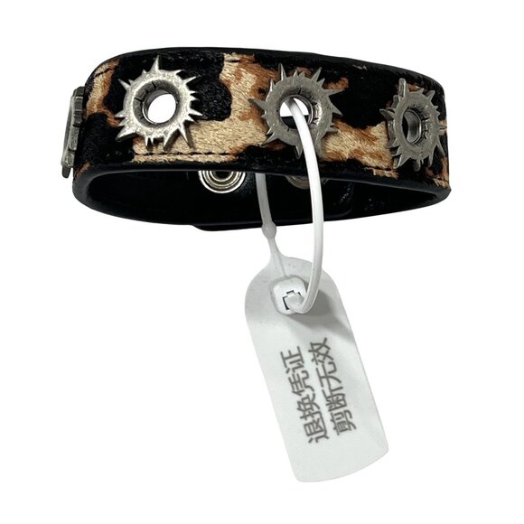 ROMANCATCHER Pow Bracelet in Leopard Print - Picture 1 of 6